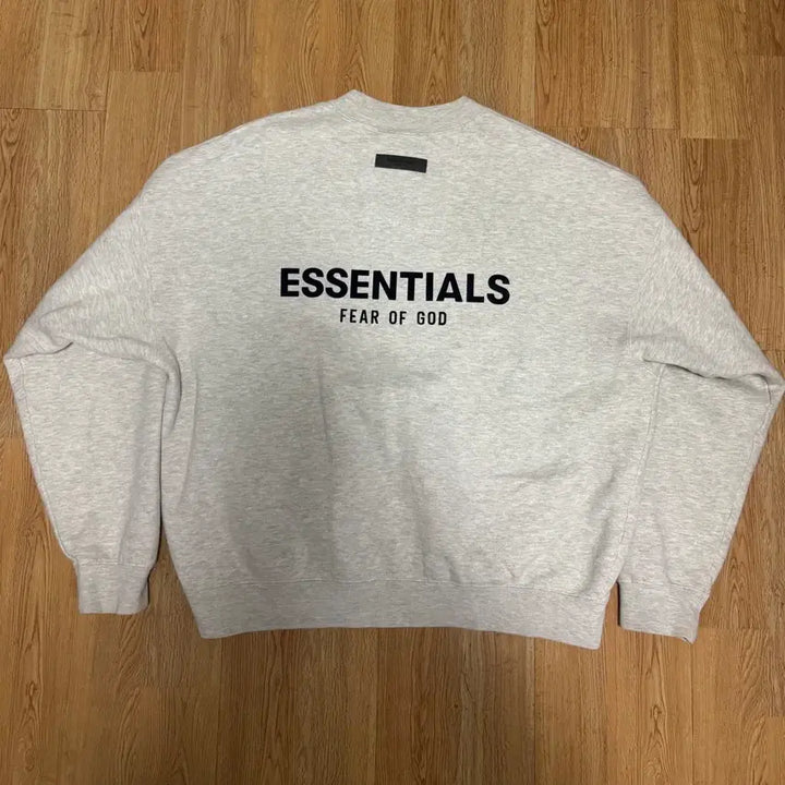 [BUNJANG] SF9 Rowoon Essentials Sweatshirt Light Oatmeal / L 피오갓 에센셜 맨투맨 라이트오트밀