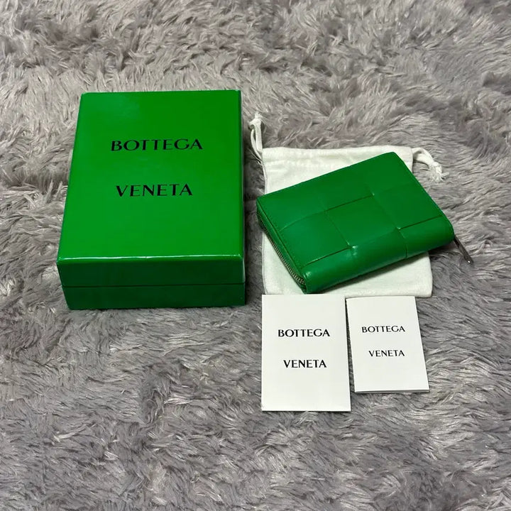 [BUNJANG] Bottega Veneta Maxi Flap Bifold Wallet Green / [풀구성] 보테가베네타 맥시 플랩 반지갑 그린