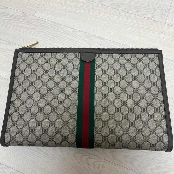 [BUNJANG] Gucci x Balenciaga Hacker Clutch / 구찌 발렌시아가 한정판 해커 클러치 판매합니다
