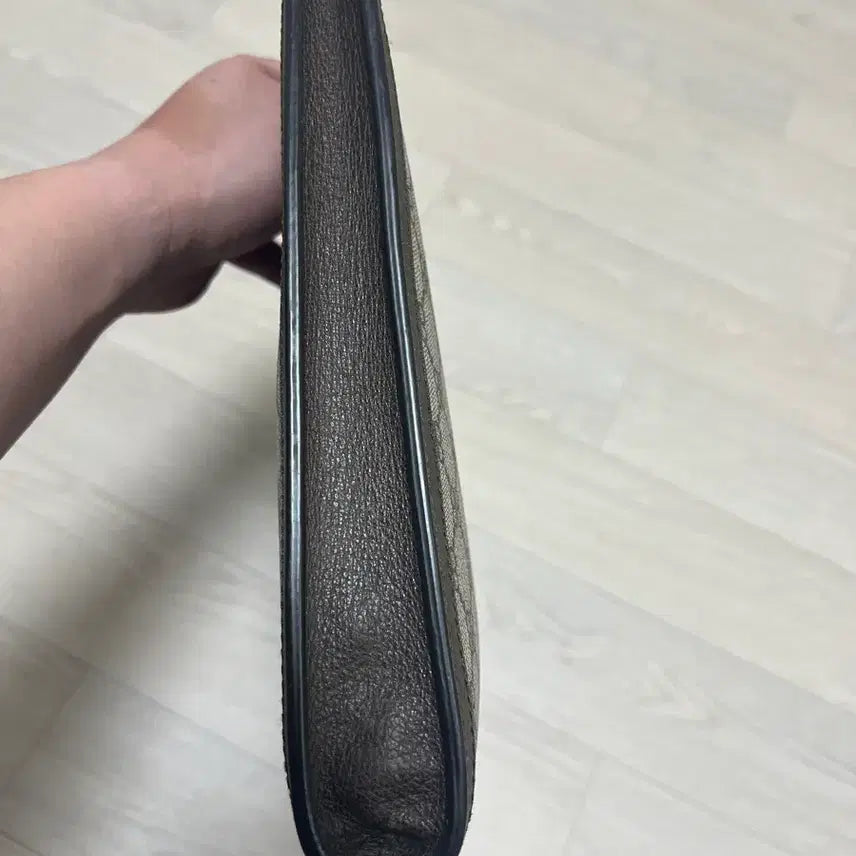 [BUNJANG] Gucci x Balenciaga Hacker Clutch / 구찌 발렌시아가 한정판 해커 클러치 판매합니다