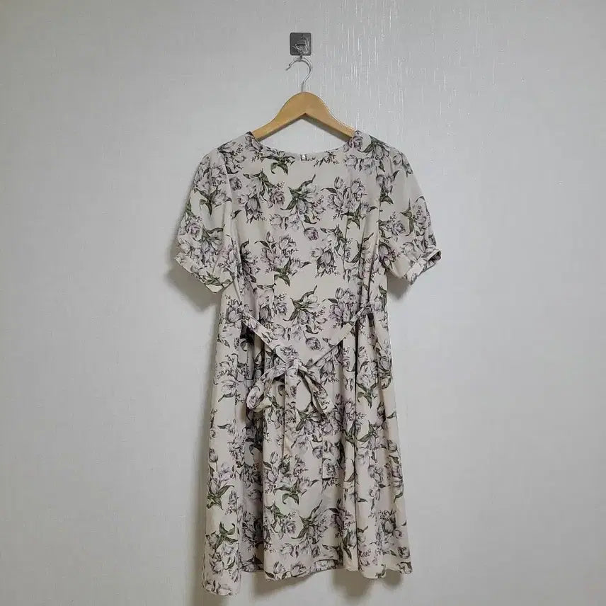[BUNJANG] Chiffon Floral Pattern Wrap Dress / 900.쉬폰플라워 패턴 반팔 랩 원피스