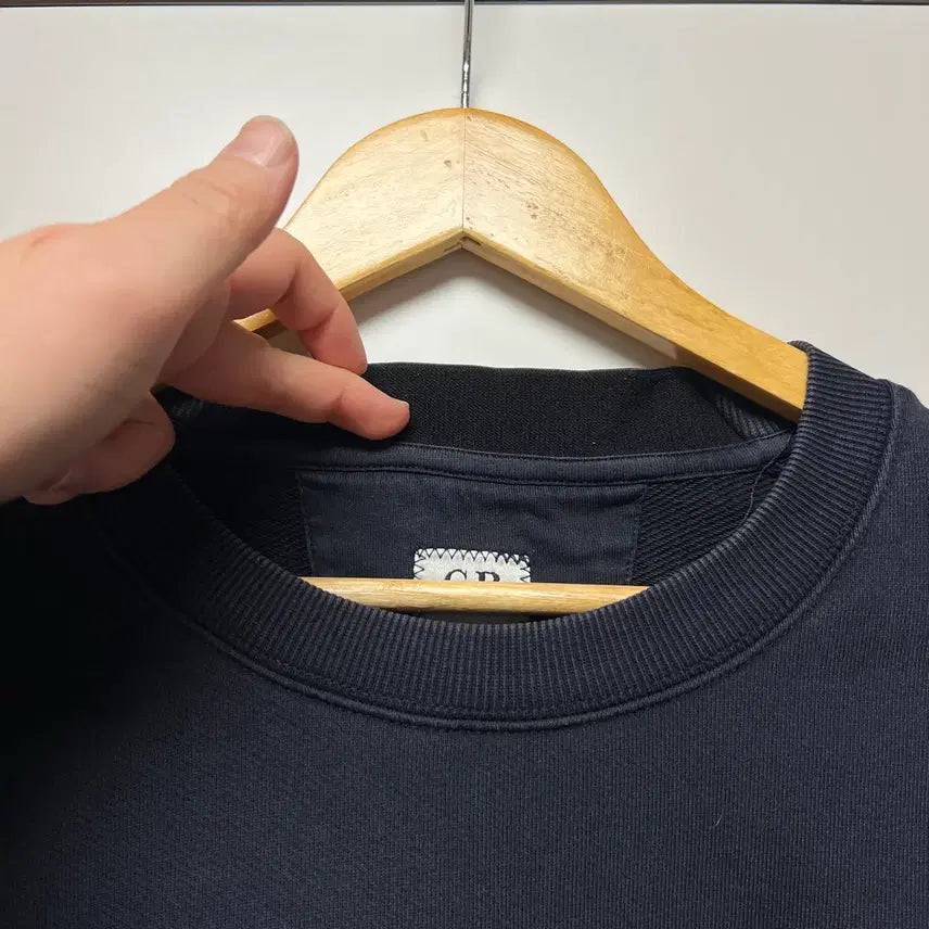 [BUNJANG] CP Company 20SS Lens Patch Sweatshirt / [XXL]CP컴퍼니 20SS 렌즈 와펜 맨투맨