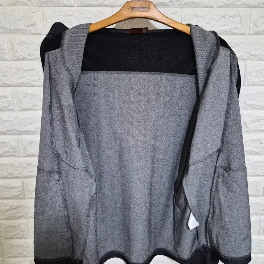 [BUNJANG] Prospecs Training Windbreaker Jacket 110 / 프로스펙스 스판 트레이닝 바람막이 110 등산 낚시 밀리터리 노스페 런닝