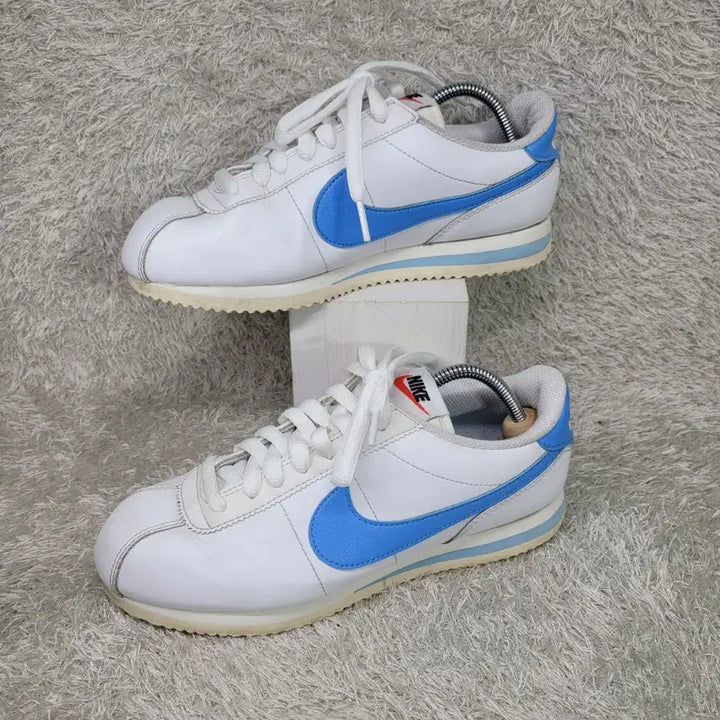 [SOLD OUT] 구제짱짱맨 245 나이키 코르테즈 DN 스니커즈