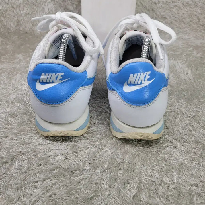 [SOLD OUT] 구제짱짱맨 245 나이키 코르테즈 DN 스니커즈