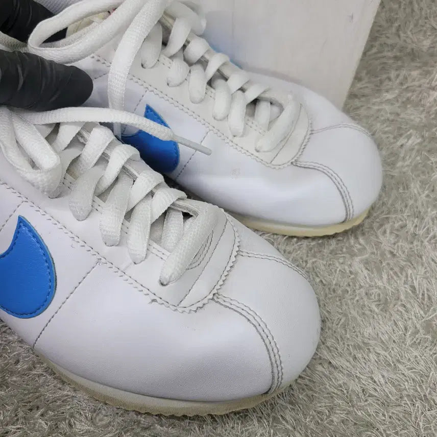 [SOLD OUT] 구제짱짱맨 245 나이키 코르테즈 DN 스니커즈
