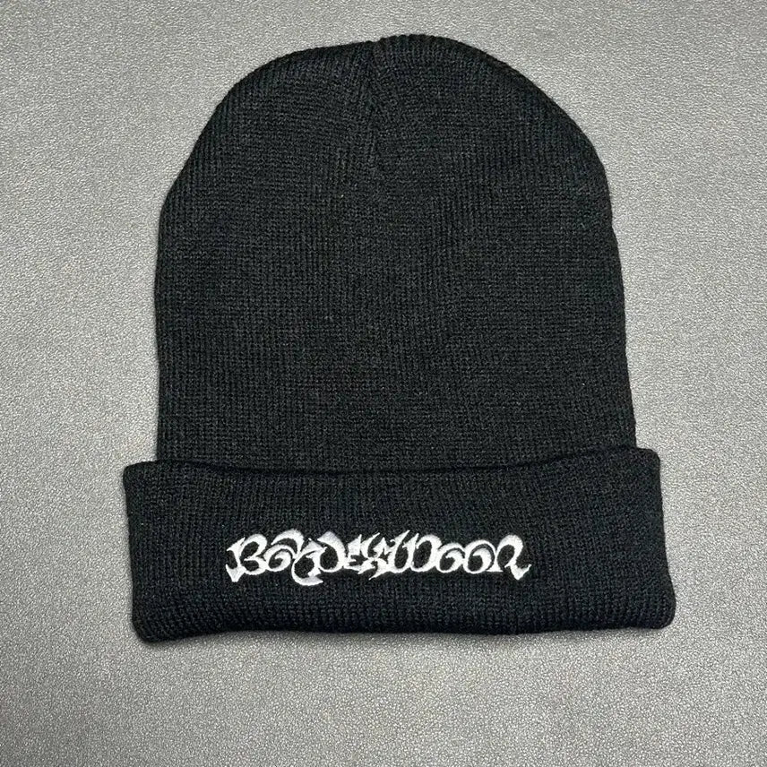 [BUNJANG] BOYNEXTDOOR Reverse Tribute Gift Beanie / 보넥도 역조공 비니 양도
