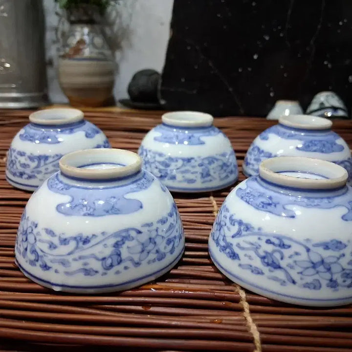 [BUNJANG] Antique White Porcelain Tea Cup Set / 청화백자 전지화훼문 골동차잔 5점