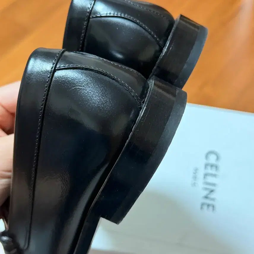 [BUNJANG] Celine Triomphe Loafers 37 / 셀린느 트리옹프 로퍼 37