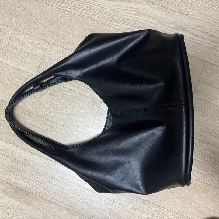 [BUNJANG] Yeomim Medium Base Bag Black / 여밈 미디움 베이스 백 블랙