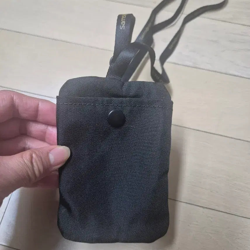 [BUNJANG] Samsonite Red Necklace Wallet Black / 쌤소나이트 레드 목걸이 지갑 블랙