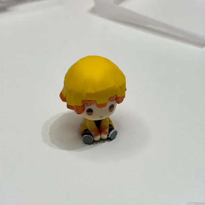 [SOLD OUT] 귀멸의칼날 젠이츠 태엽가챠 팝니다