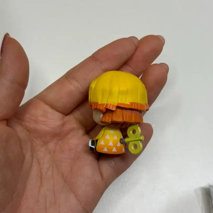 [SOLD OUT] 귀멸의칼날 젠이츠 태엽가챠 팝니다