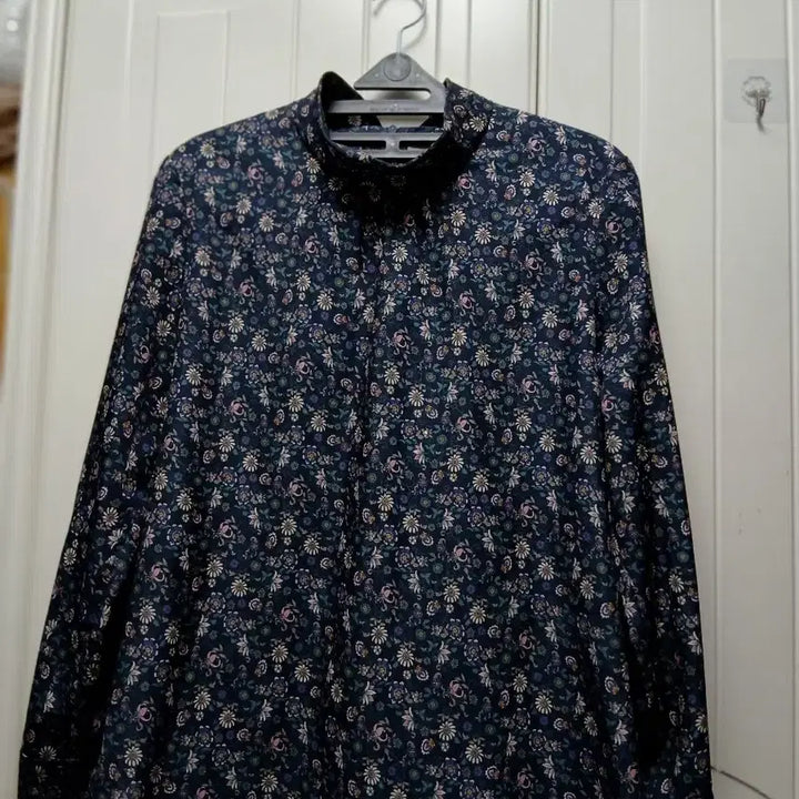 [SOLD OUT] BCBG 비씨비지 블라우스 85사이즈