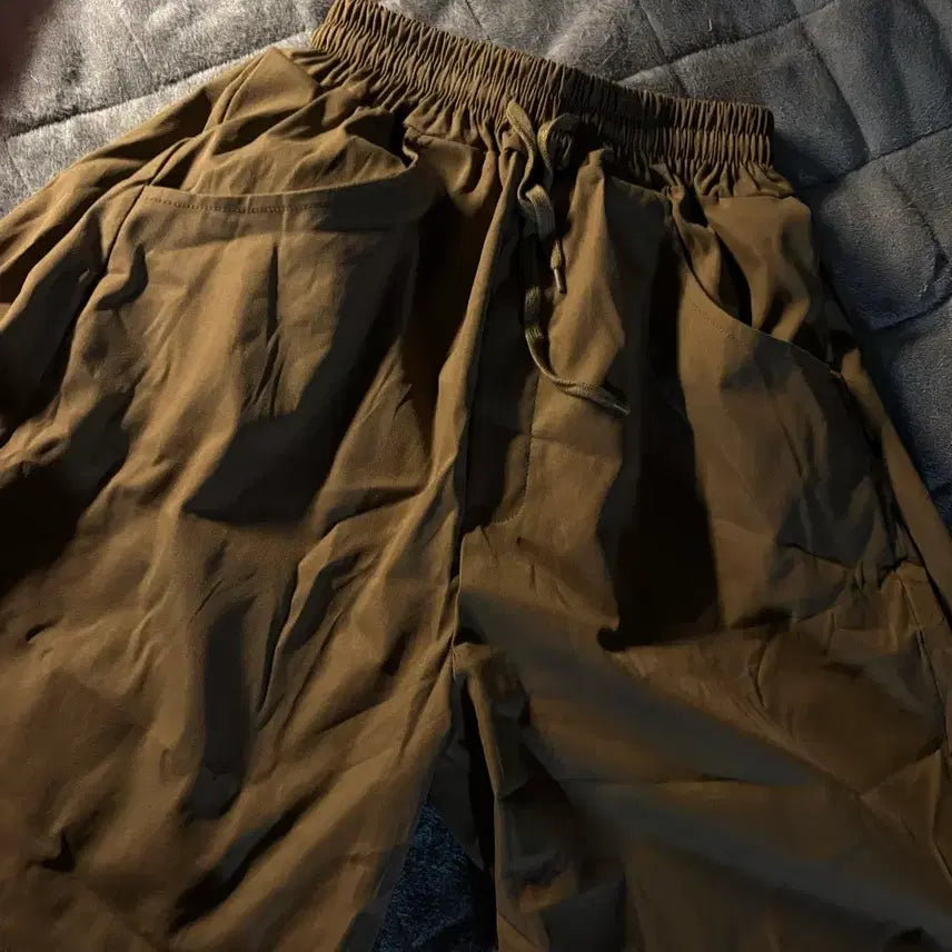 [BUNJANG] Ablie Bermuda Pants - New / 에이블리 버뮤다 팬츠 새상품