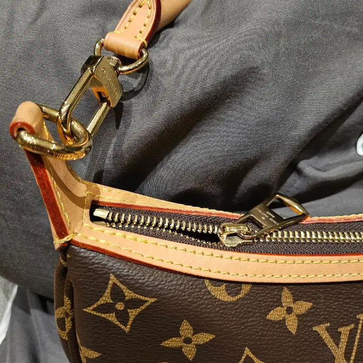 [BUNJANG] Louis Vuitton Looping Handbag / 루이비통루핑 풀구성