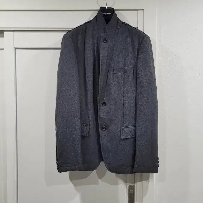 [SOLD OUT] 꼼데가르송 옴므 레지멘탈 넥타이 자켓 차콜 L