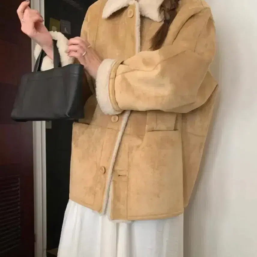 [BUNJANG] Melounge Reversible Mouton Jacket / 도매택 멜라운지 리버시블 무스탕 라이트카멜 양털 스웨이드자켓 프영띵미엘