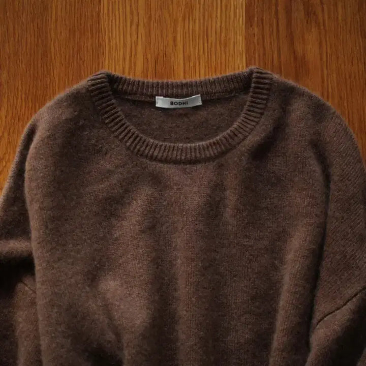 [BUNJANG] Bodhi Cashmere 25aw Classic Crewneck Khaki Beige Size 1 / [새상품] 25aw 보디 캐시미어 클래식 크루 카키베이지 1