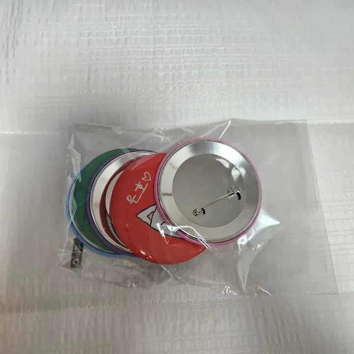 [BUNJANG] PLAVE KETABO Pin Button / 플레이브 케타보 핀버튼