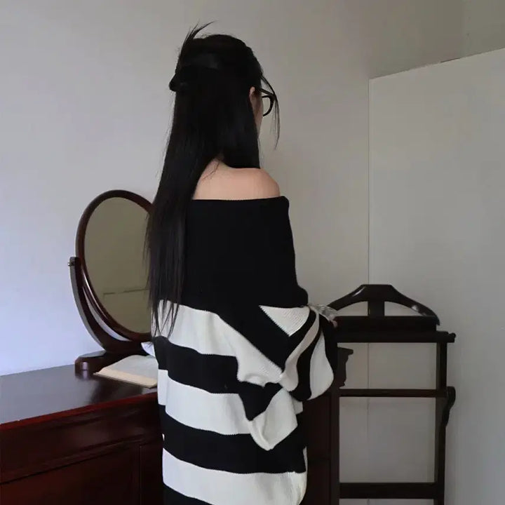 [BUNJANG] Lap Off-Shoulder Knit / 프롬뮤즈 랩 오프숄더 니트