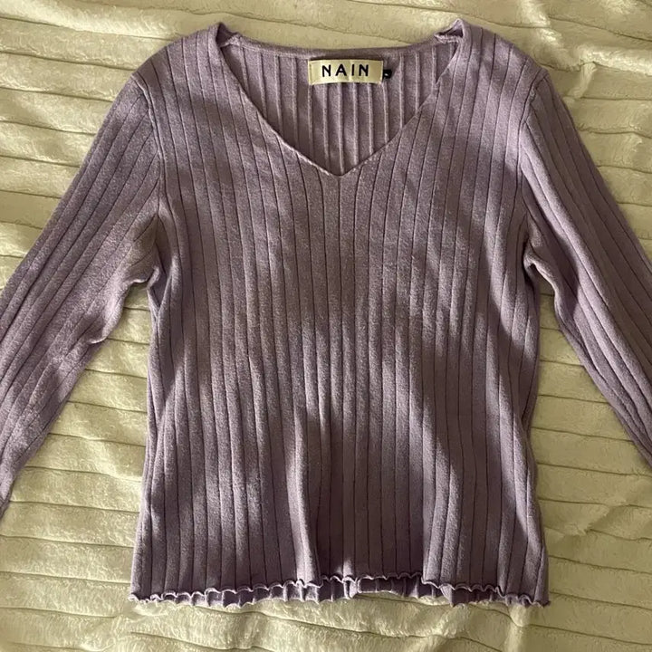 [BUNJANG] NAIN V-Neck Ribbed Knit / NAIN  브이넥 골지 니트