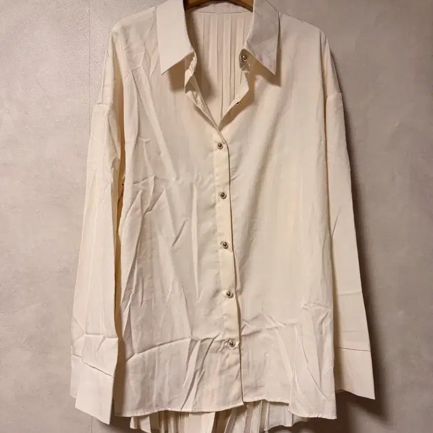 [BUNJANG] Pleated Blouse / 플리츠 블라우스