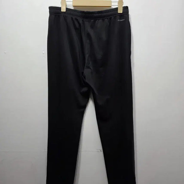 [SOLD OUT] 아디다스 남성 블랙 트레니닝복 바지 105사이즈