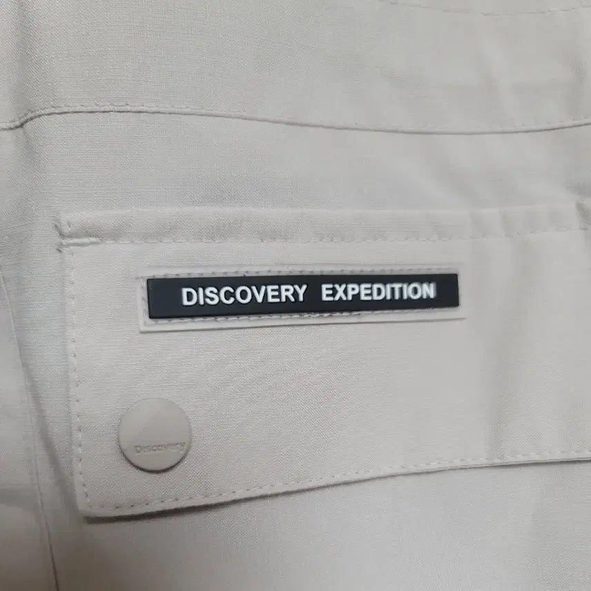 [BUNJANG] Discovery Expedition Beige Jacket (Size 95) / 디스커버리 익스페디션 베이지색 자켓.95