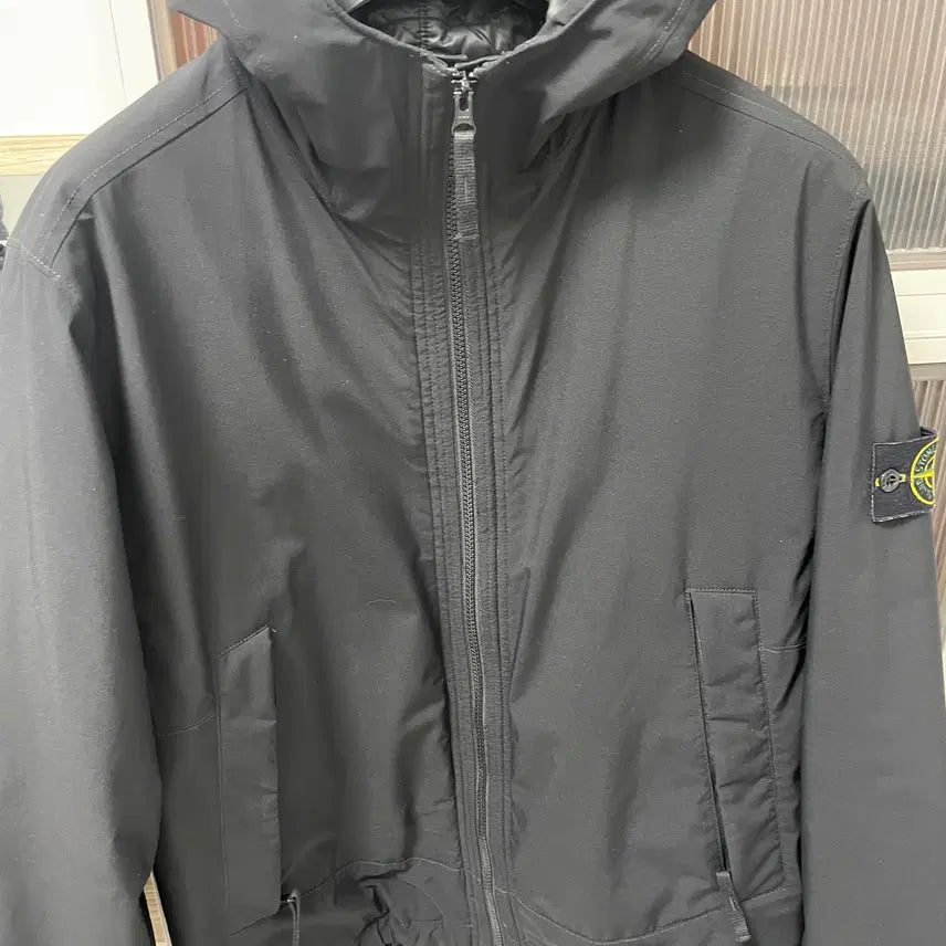 [BUNJANG] Stone Island Softshell Primaloft Padded Jacket Black Large / 스톤아일랜드 소프트쉘 프리마로프트 패딩점퍼 731541627 V0029