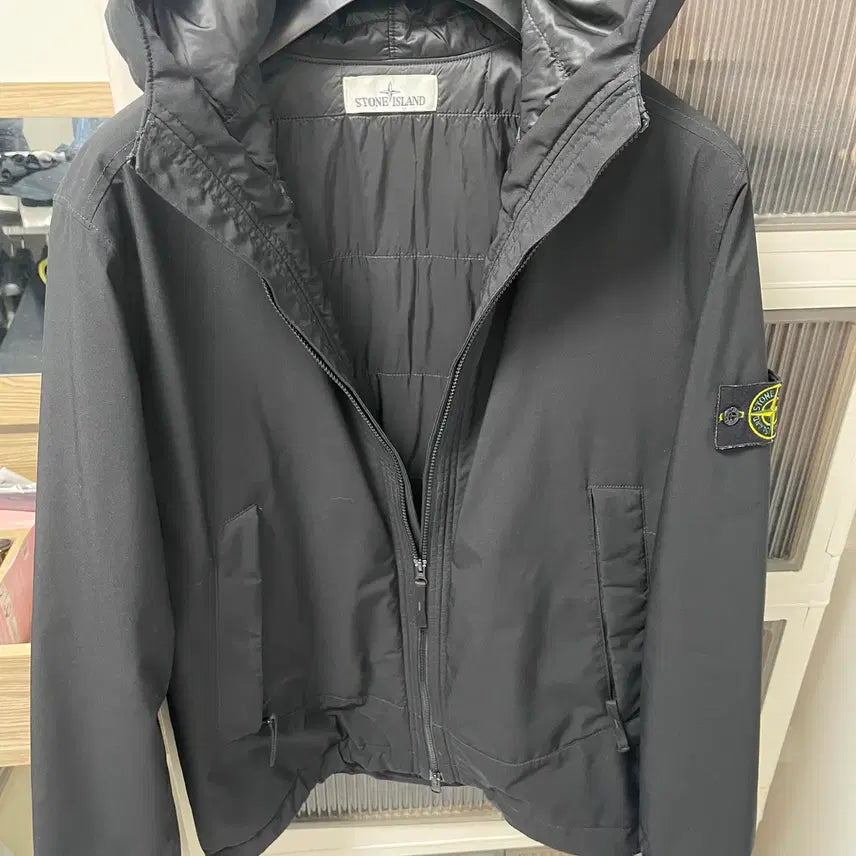 [BUNJANG] Stone Island Softshell Primaloft Padded Jacket Black Large / 스톤아일랜드 소프트쉘 프리마로프트 패딩점퍼 731541627 V0029