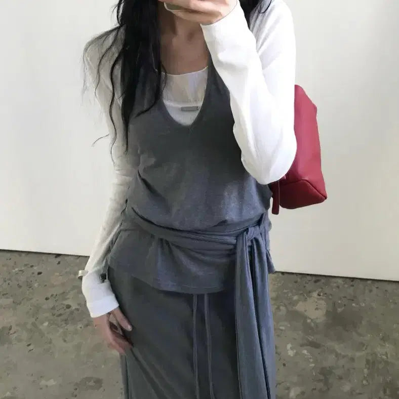 [SOLD OUT] 새상품) 어반더스 홀터넥 나시/ 스커트 세트