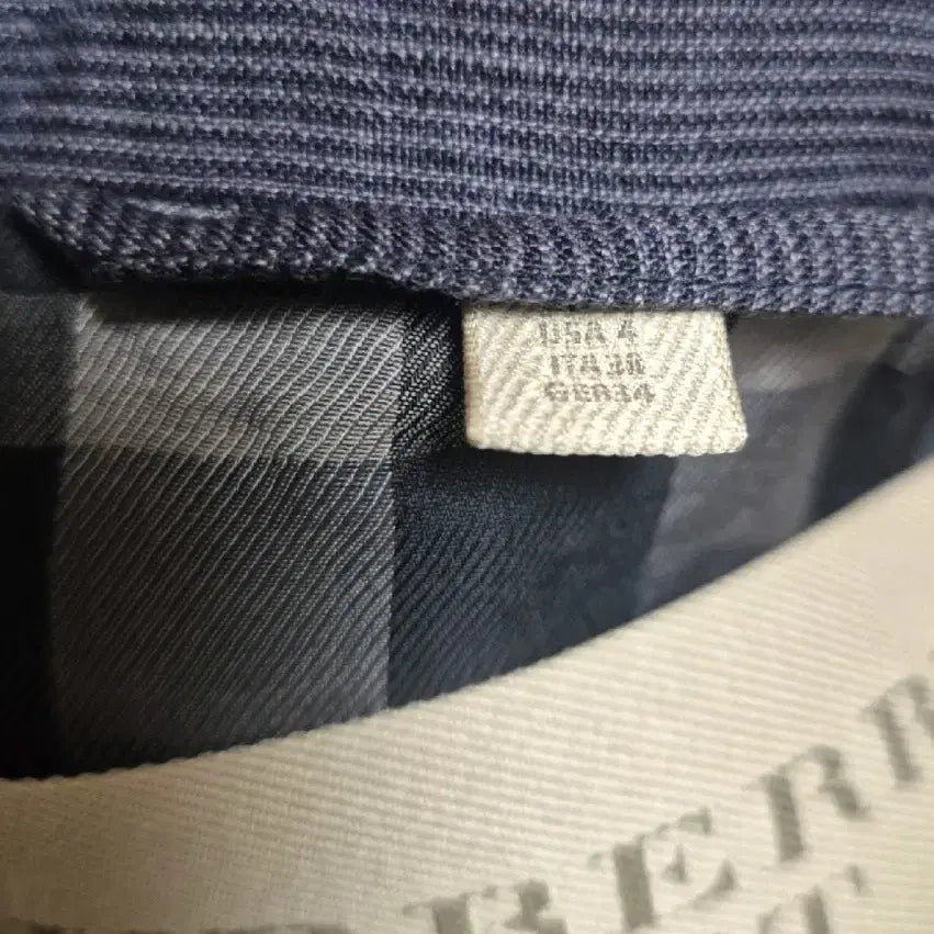 [BUNJANG] Burberry Navy Check Jacket / 정품 버버리 네이비 체크 안감 자켓