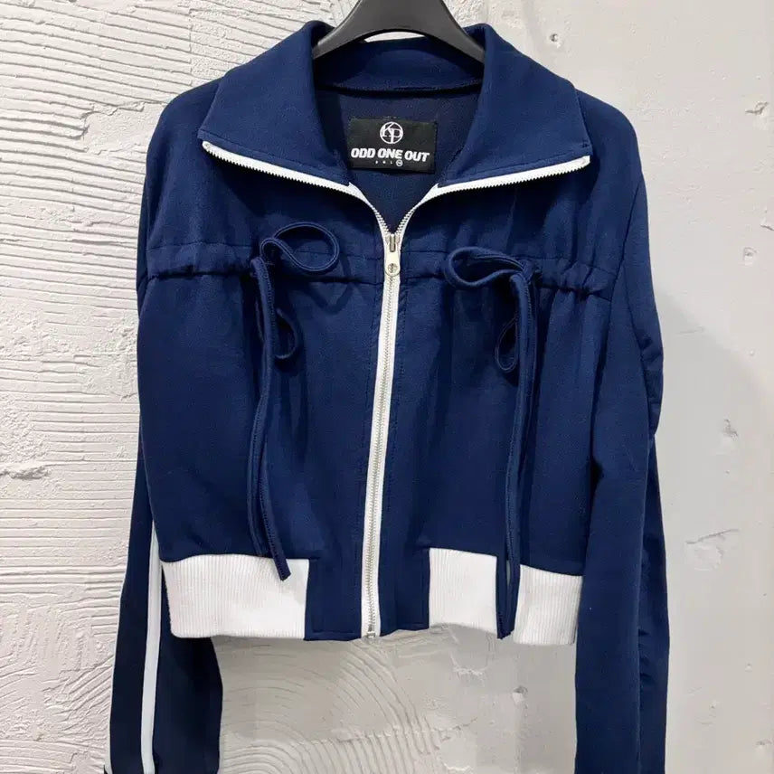 [BUNJANG] ODD ONE OUT Crop Zip-up Jacket / 오드원아웃 집업 크롭 자켓