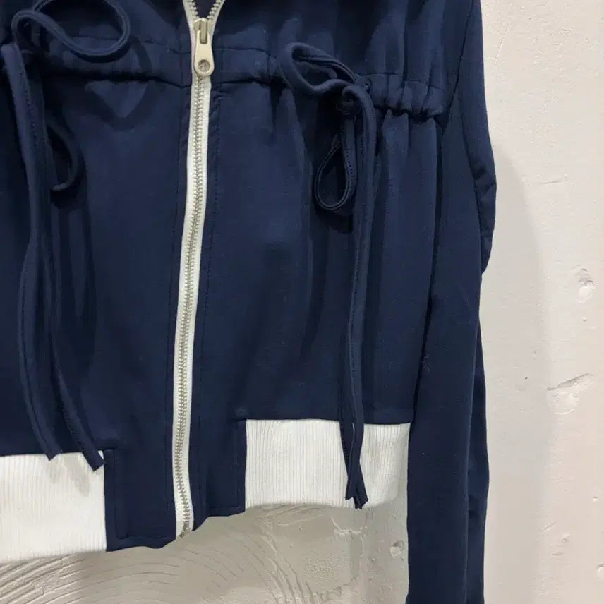 [BUNJANG] ODD ONE OUT Crop Zip-up Jacket / 오드원아웃 집업 크롭 자켓