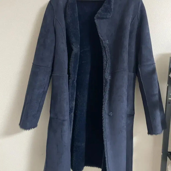 [BUNJANG] Yumer Reversible Mustang / 유메르 리버서블 무스탕