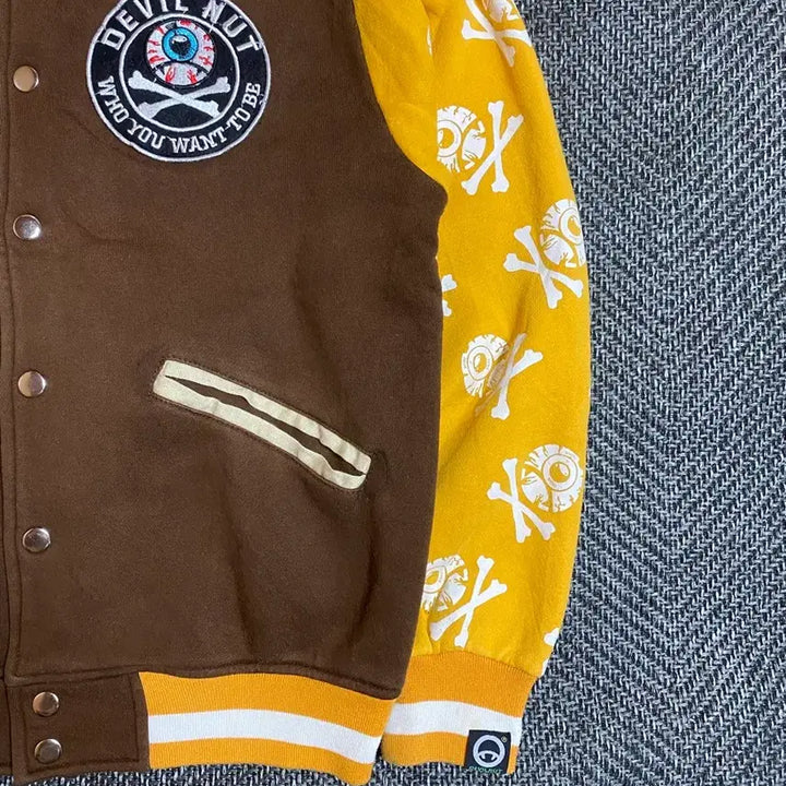 [BUNJANG] Devilnut Varsity Jacket S / 데빌넛 바시티 자켓 S