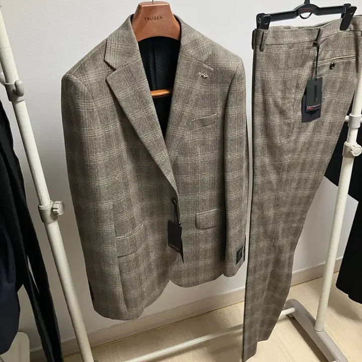 [BUNJANG] Sieg Fahrenheit Suit Set - Beige - New / 파렌하이트 이태리 말라네 원단 정장세트