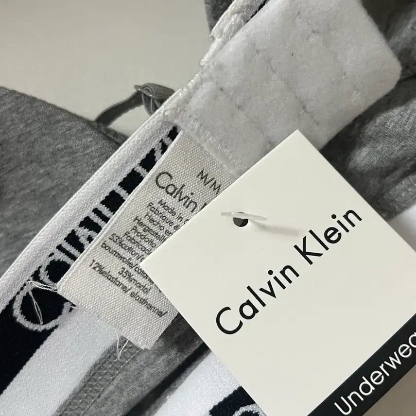 [BUNJANG] Calvin Klein Bra New / 캘빈클라인 브라 새상품 (이거 교신은 새상품만)