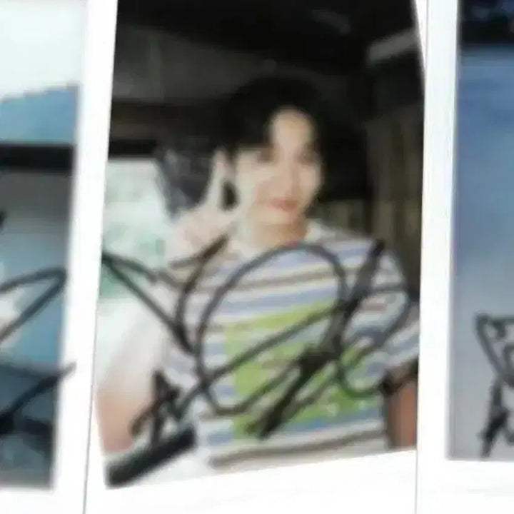 [BUNJANG] BTOB Changsub Streaming Event Signed Polaroid / 비투비 이창섭 스밍이벤트 싸폴 싸인폴라로이드 판매