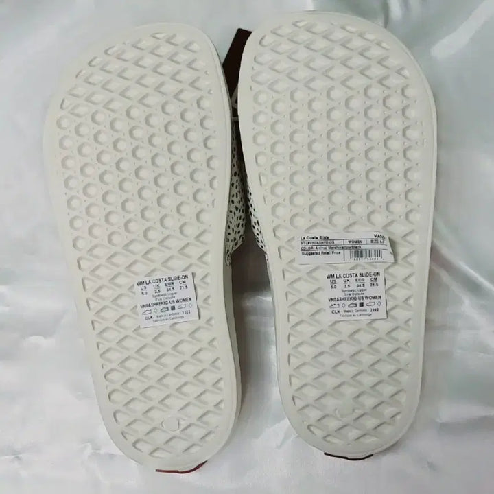 [BUNJANG] Vans 215 Animal Slippers / 반스 새상품 215 애니멀 슬리퍼