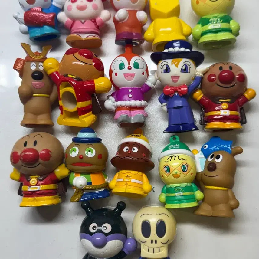 [BUNJANG] Various Figures Bundle Set / 호빵맨 가챠 손피 손가락피규어 일괄 피규어 고전 희귀