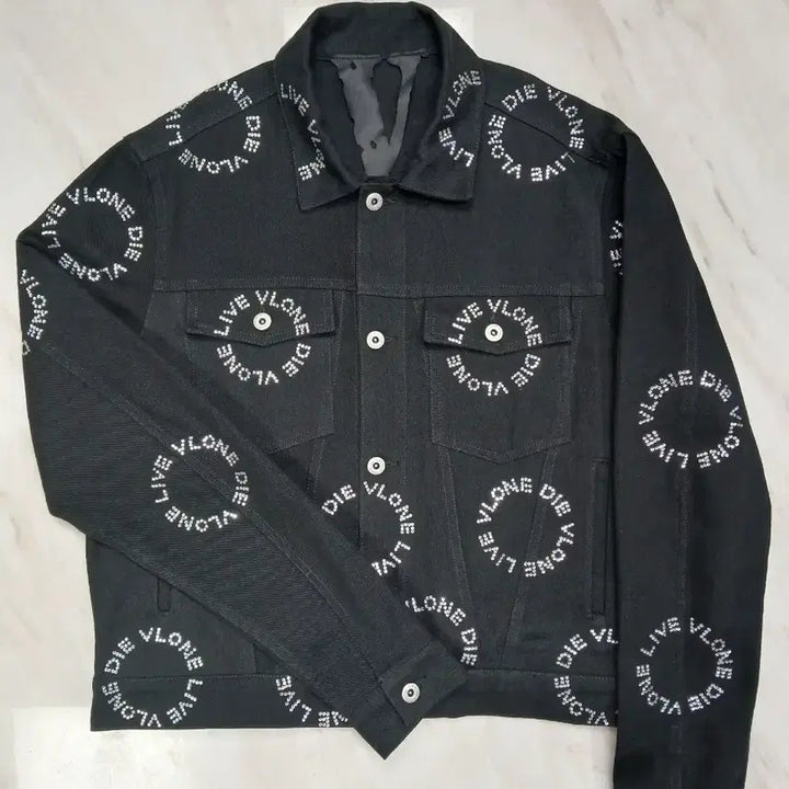 [BUNJANG] VLONE Denim Jacket L / [남녀공용] VLONE 브이론 블랙 스톤장식 데님 자켓 L 발망 아미리