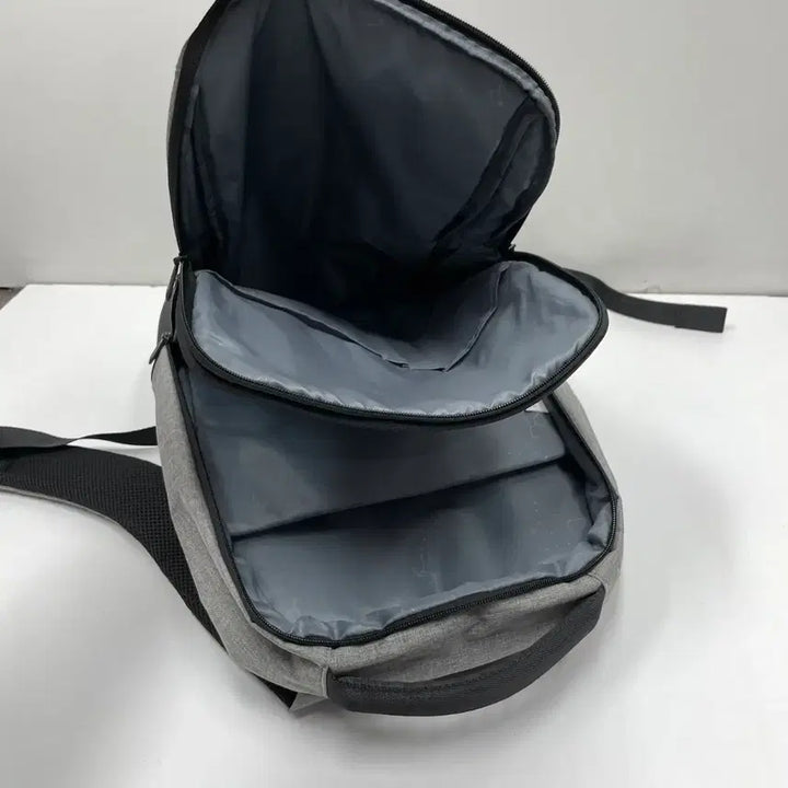 [BUNJANG] National Geographic Backpack Gray Bag / 내셔널지오그래픽 백팩 회색 가방