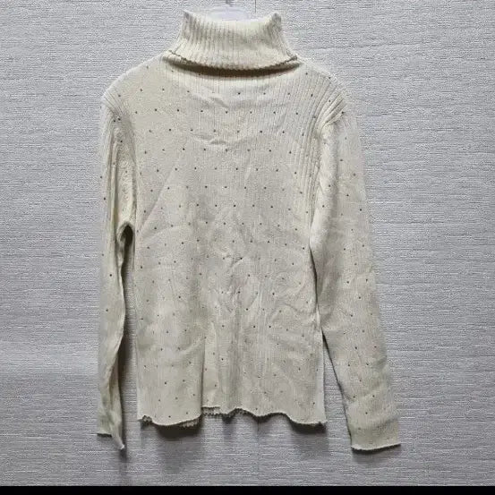 [SOLD OUT] p425 아이보리색 스톤 장식 골지 니트
