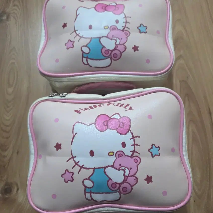 [BUNJANG] Sanrio Hello Kitty Pouch / 산리오 키티 파우치 정품