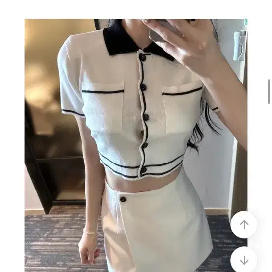 [BUNJANG] Knit Color Block Short Sleeve Top / 니트 배색 카라 반팔 상의