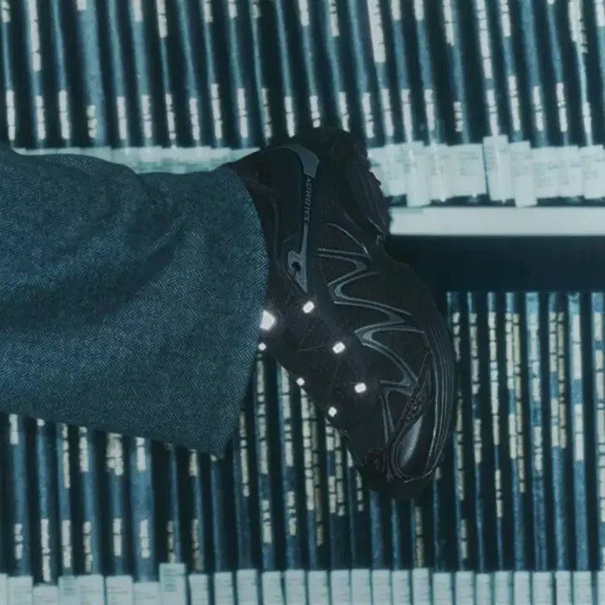 [BUNJANG] Salomon XT-Whisper Hiking Shoes / 살로몬 XT-위스퍼_L47762000 255사이즈