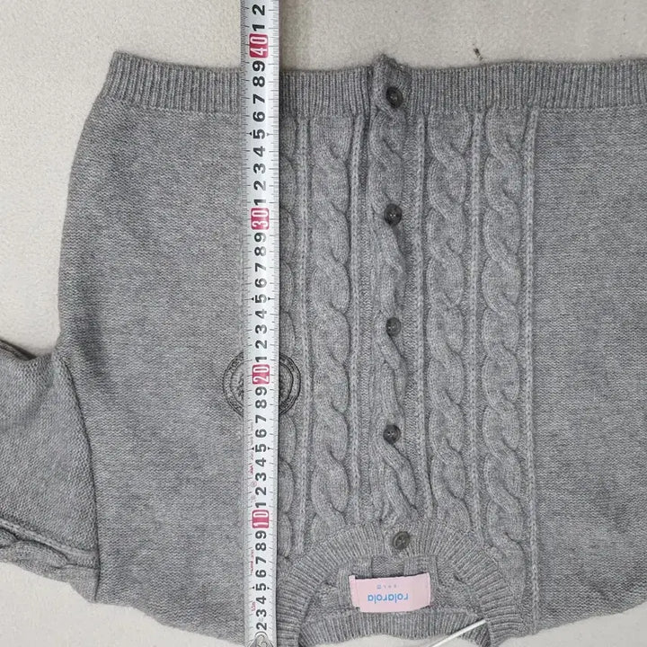 [BUNJANG] Rola Rola Cable Knit Cardigan Gray / 로라로라 가디건 꽈베기 니트 케이블 스웨터 크롭 그레이 f