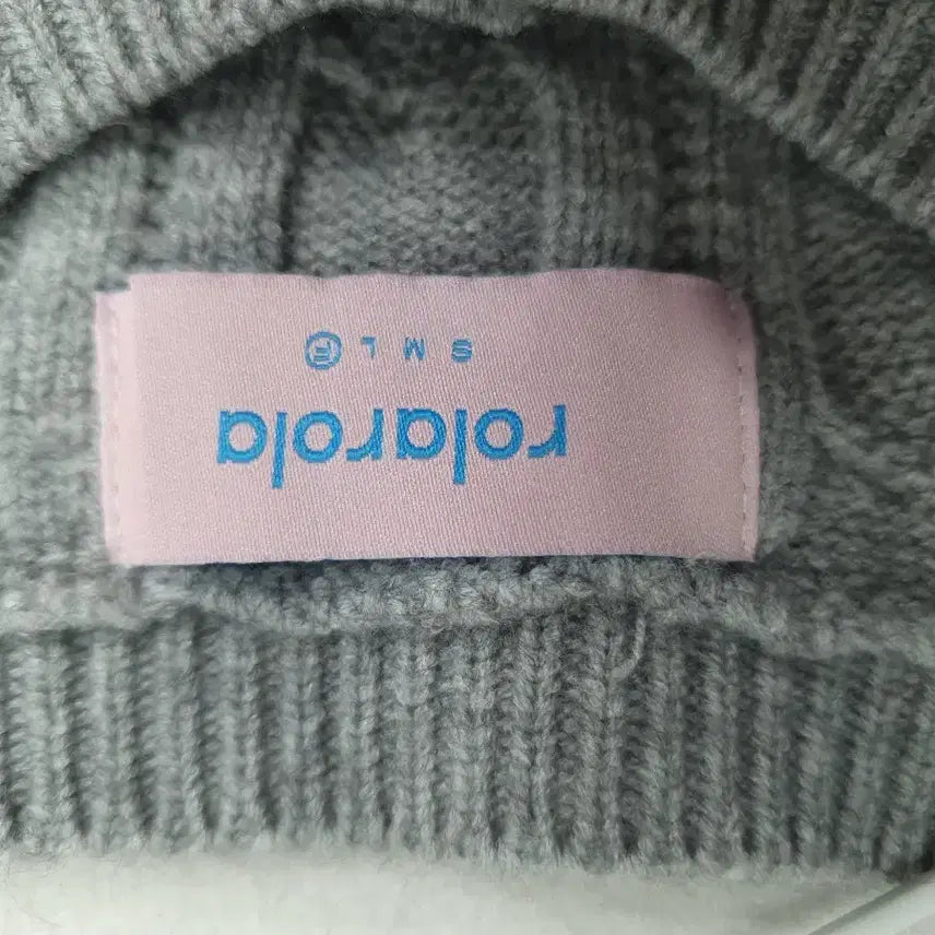 [BUNJANG] Rola Rola Cable Knit Cardigan Gray / 로라로라 가디건 꽈베기 니트 케이블 스웨터 크롭 그레이 f